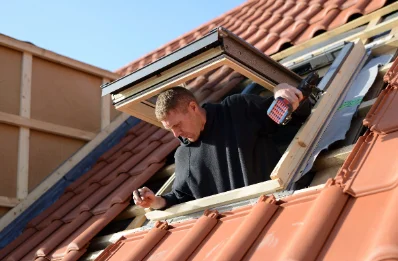 Pose de fenêtres de toit Velux à Saint-Hilarion